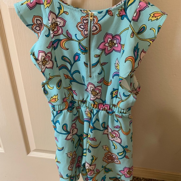 Short romper - Picture 2 of 2